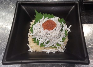 しらす丼